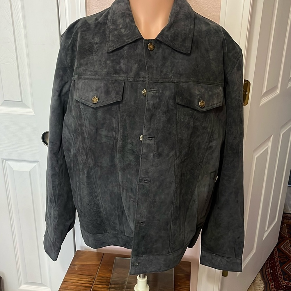 Classyak men’s leather jacket new with tags
